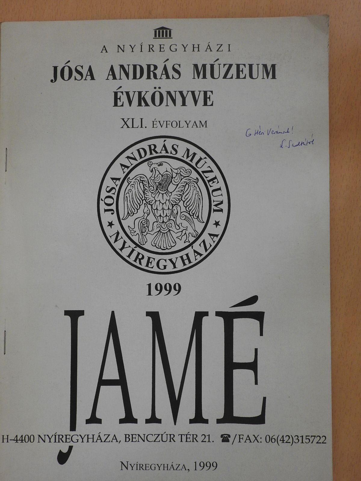 Lakatos Sarolta - Pápaérmek a Jósa András Múzeum Kállay-gyűjteményében (dedikált példány) [antikvár]