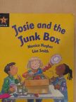 Monica Hughes - Josie and the Junk Box [antikvár]