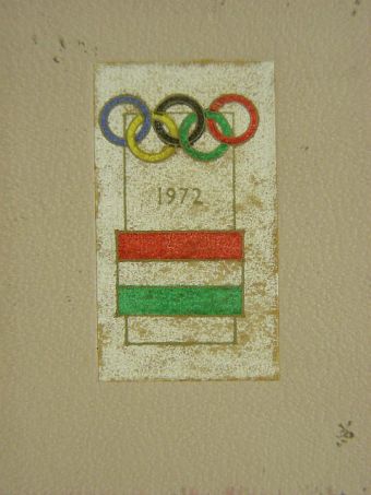 Magyarok az Olimpiákon (minikönyv) [antikvár]