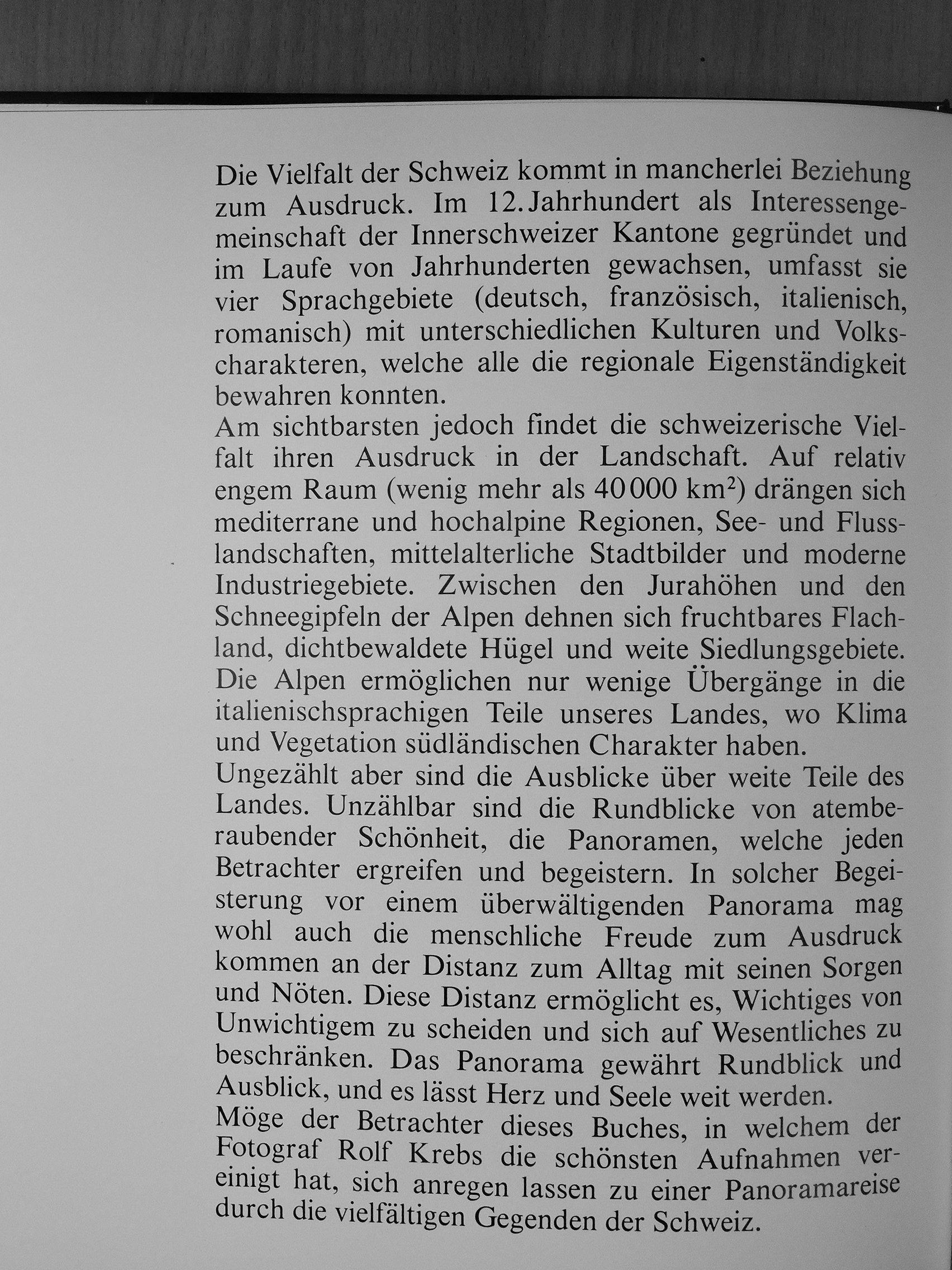 Die schönsten Panoramen der Schweiz/Les plus beaux panoramas de Suisse/The most beautiful panoramas of Switzerland [antikvár]