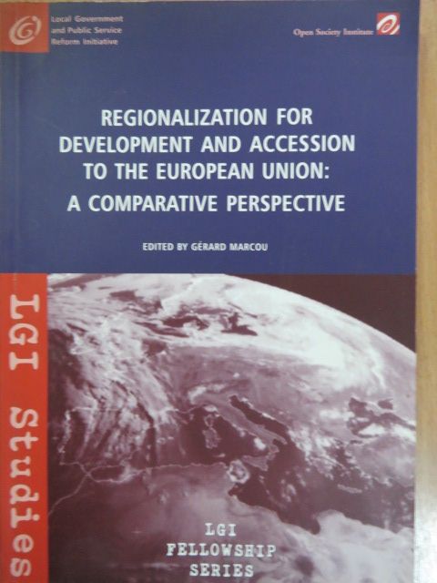 Algirdas Petkevicius - Regionalization for development and accession to the European Union: A comparative perspective [antikvár]