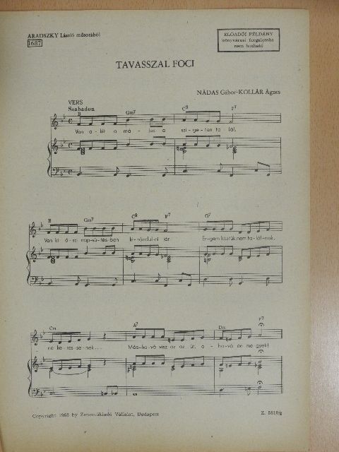Kollár Ágnes - Tavasszal foci [antikvár]