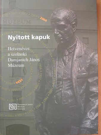 Benedek Csaba - Nyitott kapuk [antikvár]