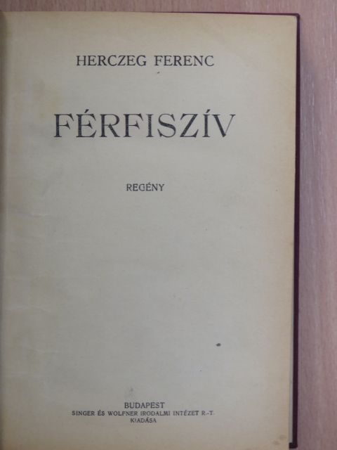 Courths-Mahler - Férfiszív/Becsületbeli adósság/Maris/A házasságok az égben köttetnek [antikvár]