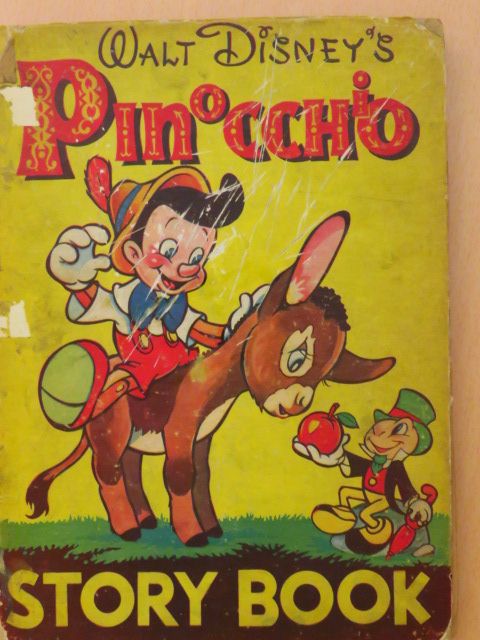 Walt Disney - Walt Disney's Pinocchio Story Book (rossz állapotú) [antikvár]