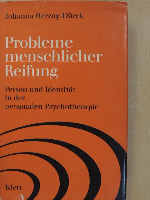 Johanna Herzog-Dürck - Probleme menschlicher Reifung [antikvár]