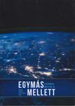 Komlósi Réka - Egymás mellett [antikvár]