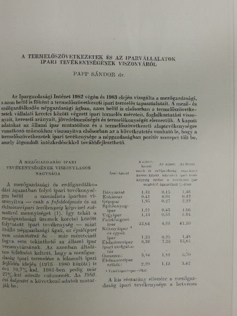 Dr. Papp Sándor - A termelőszövetkezetek és az iparvállalatok ipari tevékenységének viszonyáról [antikvár]