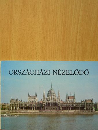 Berkes Péter - Országházi nézelődő [antikvár]