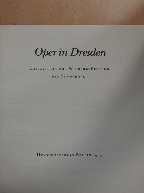 Hans-Joachim Hoffmann - Oper in Dresden [antikvár]