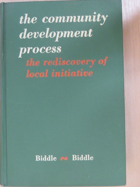 Loureide J. Biddle - The Community Development Process [antikvár]