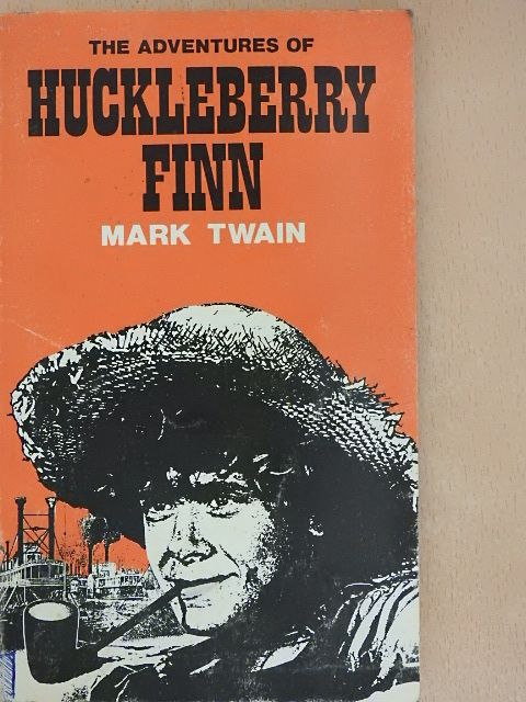 Mark Twain - The Adventures of Huckleberry Finn [antikvár]