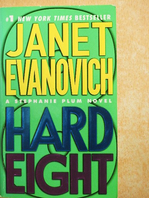 Janet Evanovich - Hard Eight [antikvár]