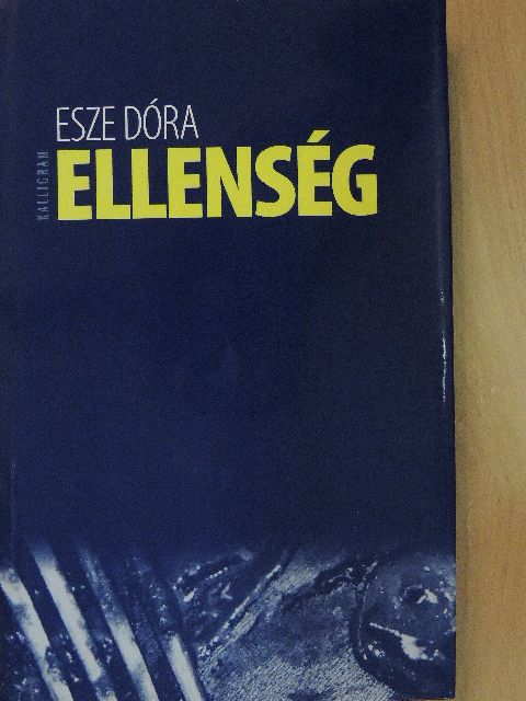 Esze Dóra - Ellenség [antikvár]