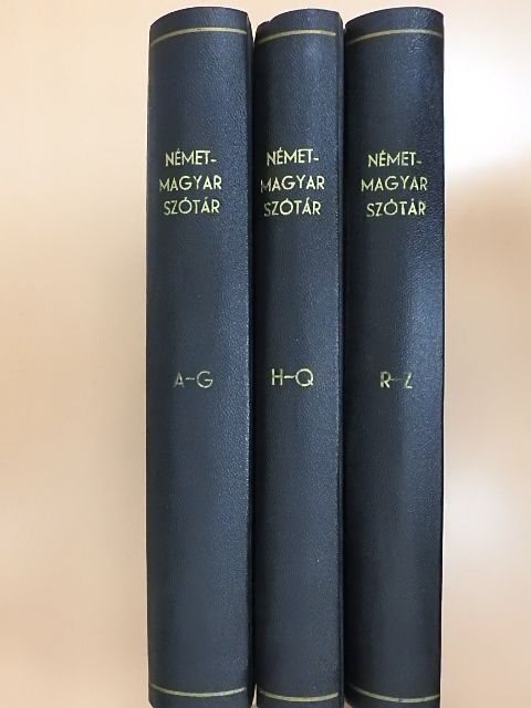 Német és magyar nagy kézi szótár I/1-3. [antikvár]