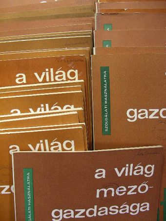 A világ mezőgazdasága 1971. (nem teljes évfolyam) [antikvár]