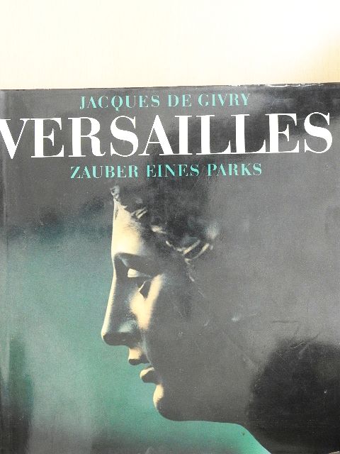 Jean-Pierre Néraudau - Versailles [antikvár]
