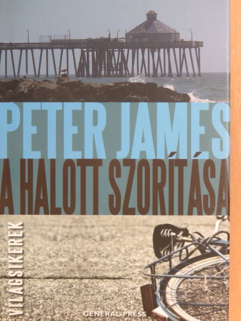 Peter James - A halott szorítása [antikvár]