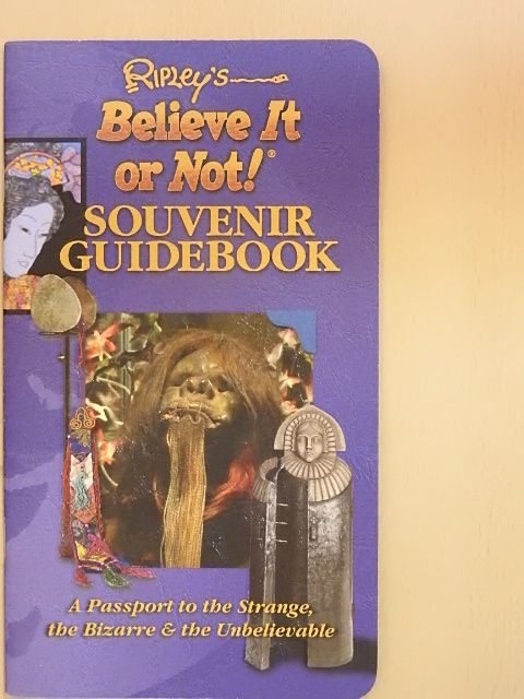 Edward Meyer - Ripley's Believe It or Not! Souvenir Guidebook [antikvár]
