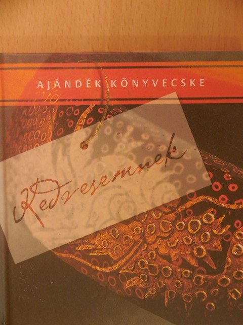 Majthényi László - Ajándék könyvecske Kedvesemnek [antikvár]