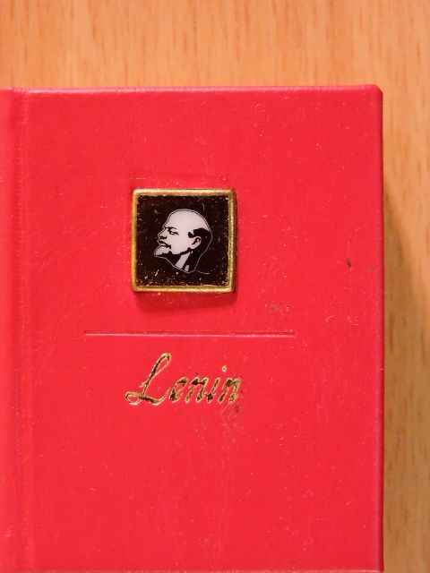 Lenin - Üdvözlet a magyar munkásoknak (minikönyv) (számozott) - Plakettel [antikvár]