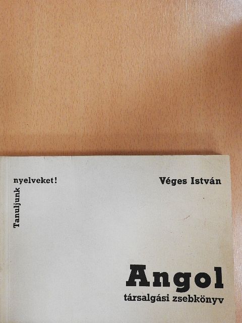 Véges István - Angol társalgási zsebkönyv [antikvár]