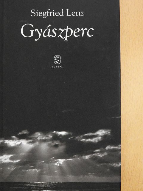 Siegfried Lenz - Gyászperc [antikvár]