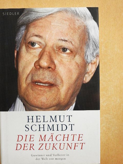 Helmut Schmidt - Die Mächte der Zukunft [antikvár]