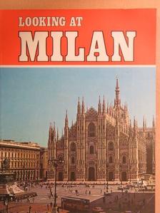 Giovanna Magi - Looking at Milan [antikvár]