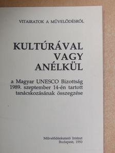 Kultúrával vagy anélkül [antikvár]