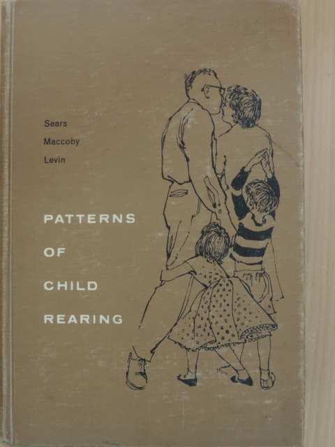 Eleanor E. Maccoby - Patterns of Child Rearing [antikvár]