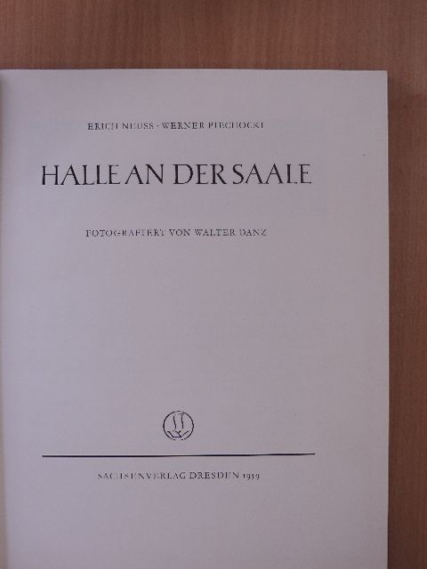 Erich Neuss - Halle an der Saale [antikvár]