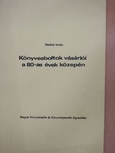 Bácskai István - Könyvesboltok vásárlói a 80-as évek közepén [antikvár]