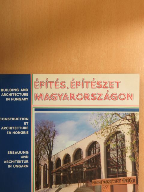 Fejes Mária - Építés, építészet Magyarországon [antikvár]