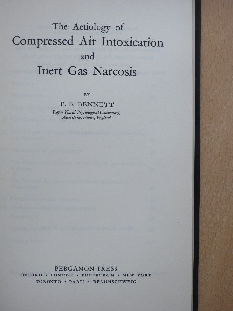P. B. Bennett - The Aetiology of Compressed Air Intoxication and Inert Gas Narcosis [antikvár]