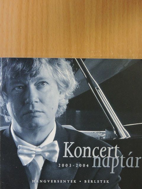 Koncertnaptár 2003-2004 [antikvár]