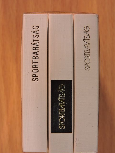 Vincze Jenő - Sportbarátság (minikönyv) (számozott)/Sportbarátság (minikönyv) (számozott)/Sportbarátság (minikönyv) (számozott) [antikvár]
