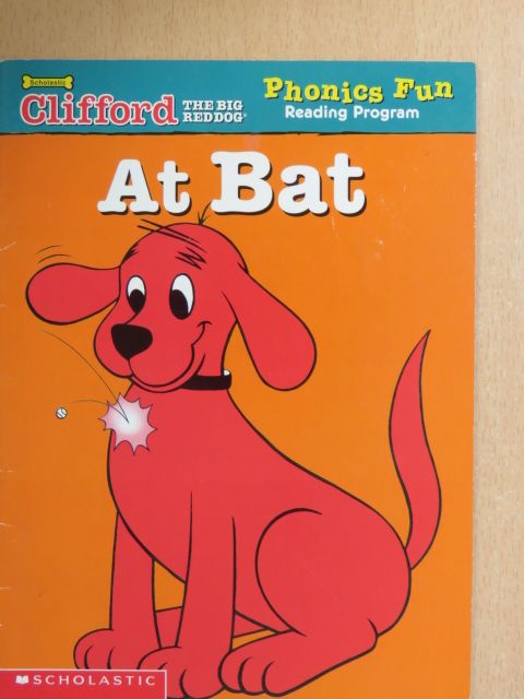 Grace Maccarone - Clifford the big red Dog At Bat [antikvár]