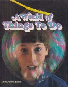 Margaret McKelway - A World of Things to Do [antikvár]