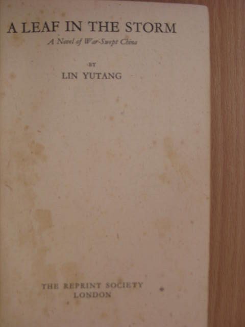 Lin Yutang - A Leaf in the Storm [antikvár]