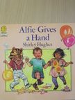 Shirley Hughes - Alfie Gives a Hand [antikvár]