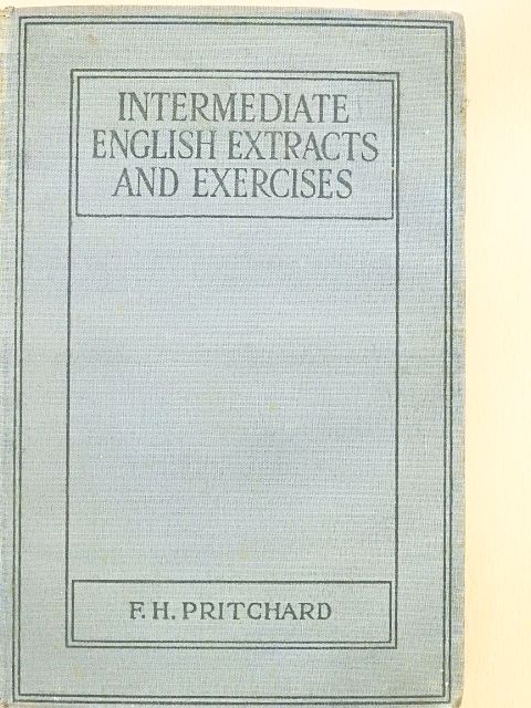 Charles Dickens - Intermediate English Extracts and Exercises [antikvár]