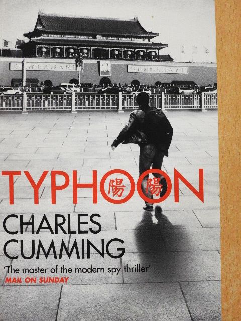 Charles Cumming - Typhoon [antikvár]