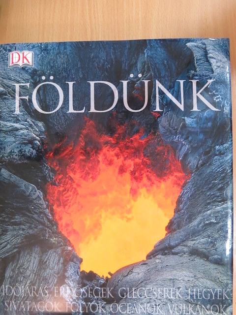 Földünk [antikvár]