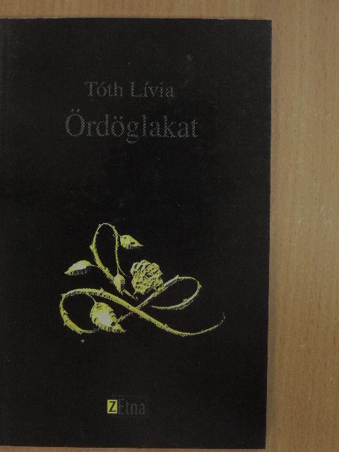 Tóth Lívia - Ördöglakat [antikvár]