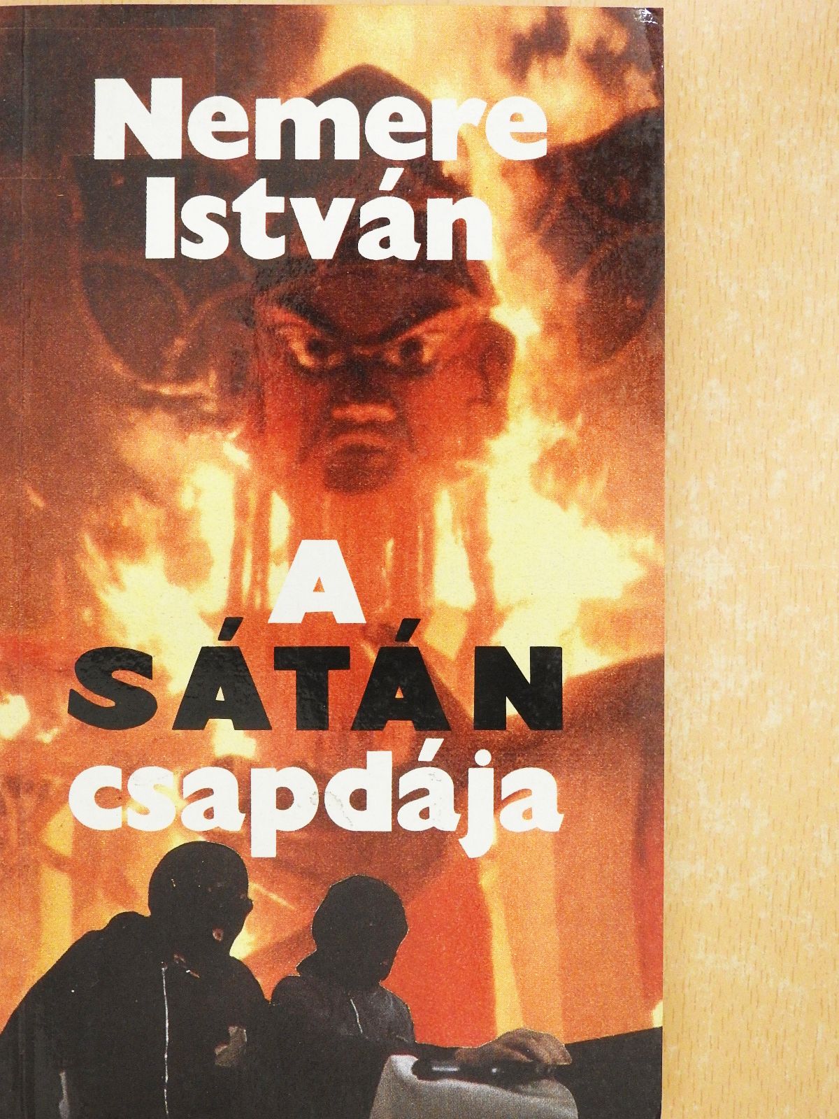 Nemere István - A sátán csapdája (dedikált példány) [antikvár]