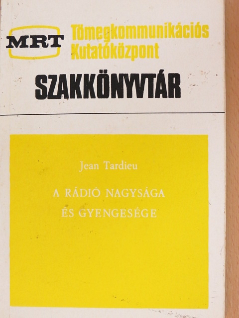 Chérif Khaznadar - A rádió nagysága és gyengesége [antikvár]