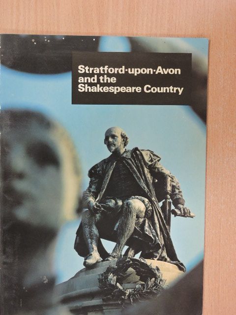 Levi Fox - Stratford-upon-Avon and the Shakespeare Country [antikvár]