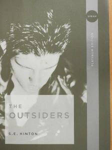 S. E. Hinton - The Outsiders [antikvár]