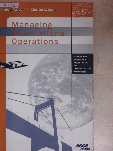 Chester L. Lucas - Managing International Operations [antikvár]